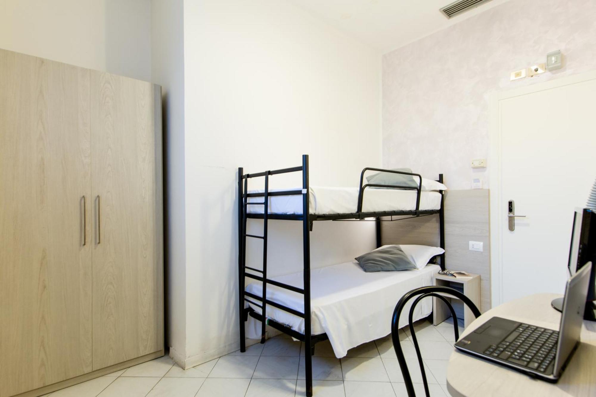 Hotel Marzia Con Piscina Riccione Ngoại thất bức ảnh