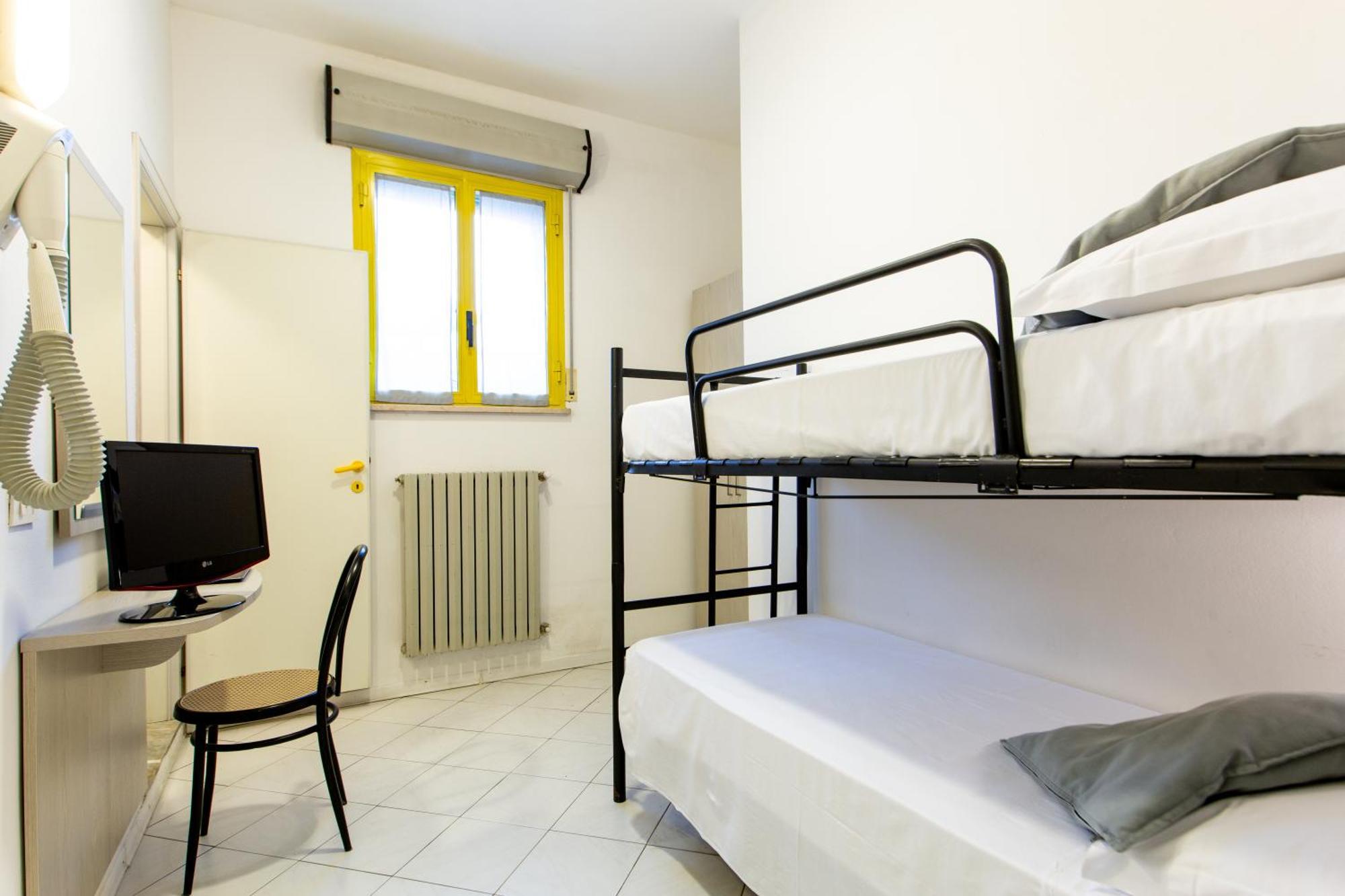 Hotel Marzia Con Piscina Riccione Ngoại thất bức ảnh